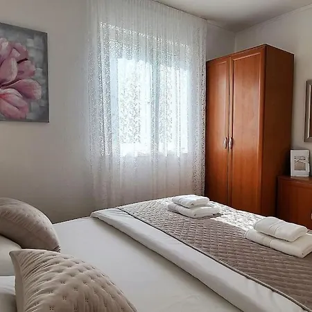 Sun With Sea View And Shared Pool شقة *