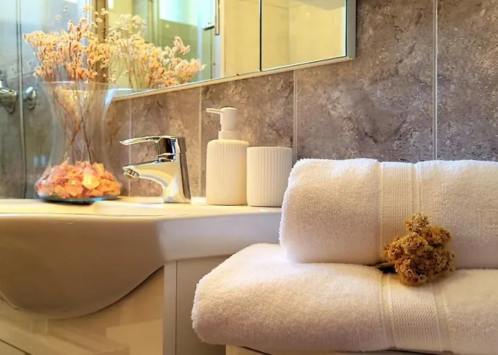 Sun With Sea View And Shared Pool 아파트 스플리트