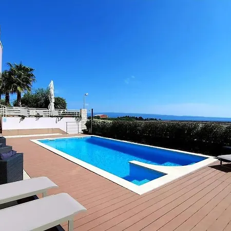 Sun With Sea View And Shared Pool Apartment Split