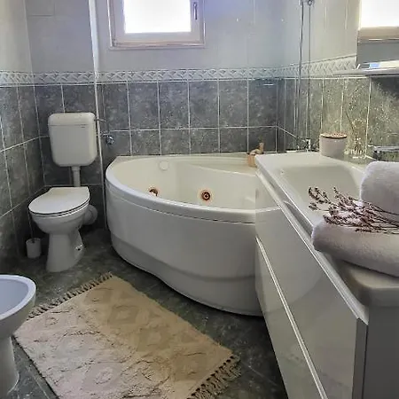 Sun With Sea View And Shared Pool Apartment *
