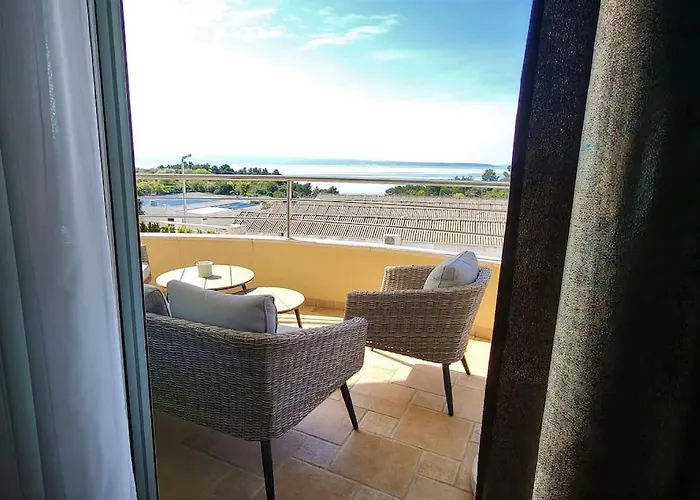 Sun With Sea View And Shared Pool *