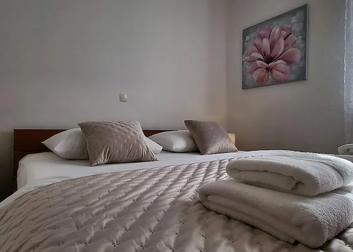 Apartamento Sun With Sea View And Shared Pool