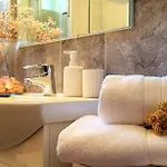 Sun With Sea View And Shared Pool 公寓 斯普利特