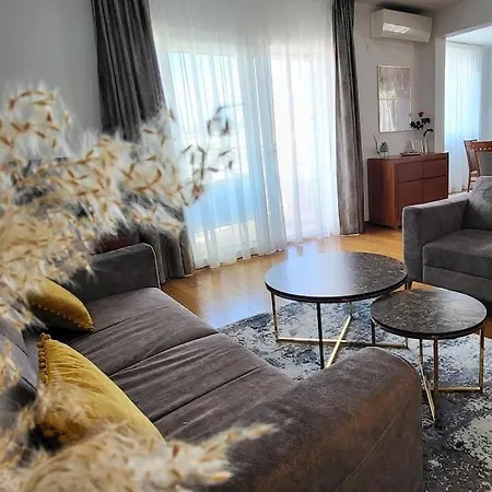 Sun With Sea View And Shared Pool Apartman